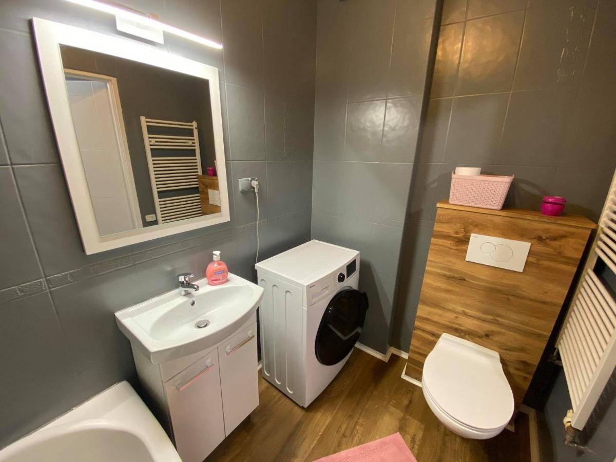 Appartamento Apartament Wioselko Warszawa Esterno foto